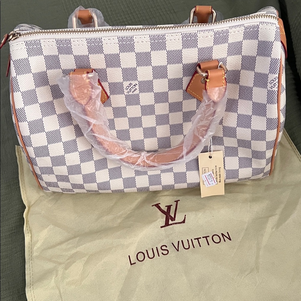 Inspired fashion checkered